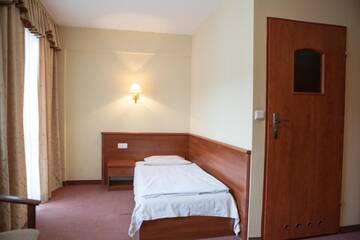 Фотографии Отель Hotel Przedwiośnie г. Маслув (Польша) №4 Фото Отель Hotel Przedwiośnie г. Маслув 4